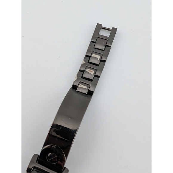 Anne Klein Watch Women 28mm Case Black 6.5" Band AK/2023 New Battery - Picture 4 of 8